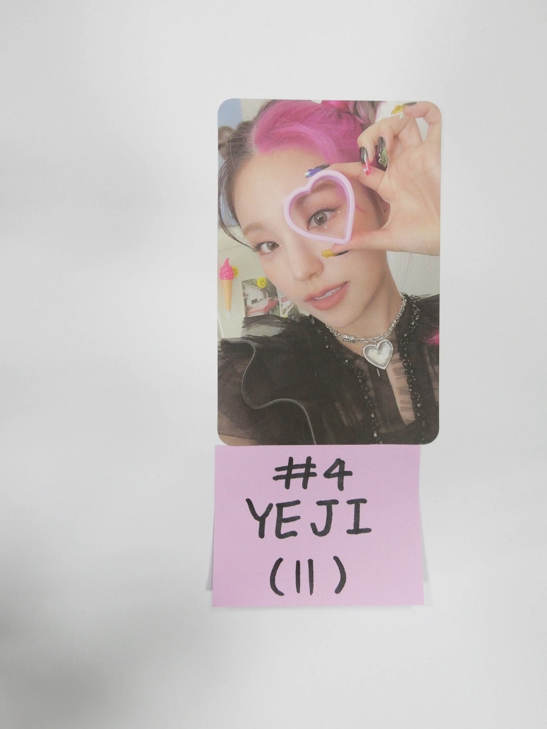 ITZY &