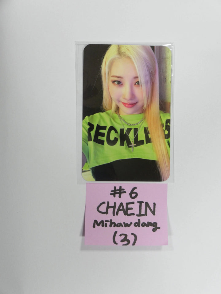 Purple Kiss "Hide &amp; Seek" - Mihwadang Fansign Event Photocard - HALLYUSUPERSTORE