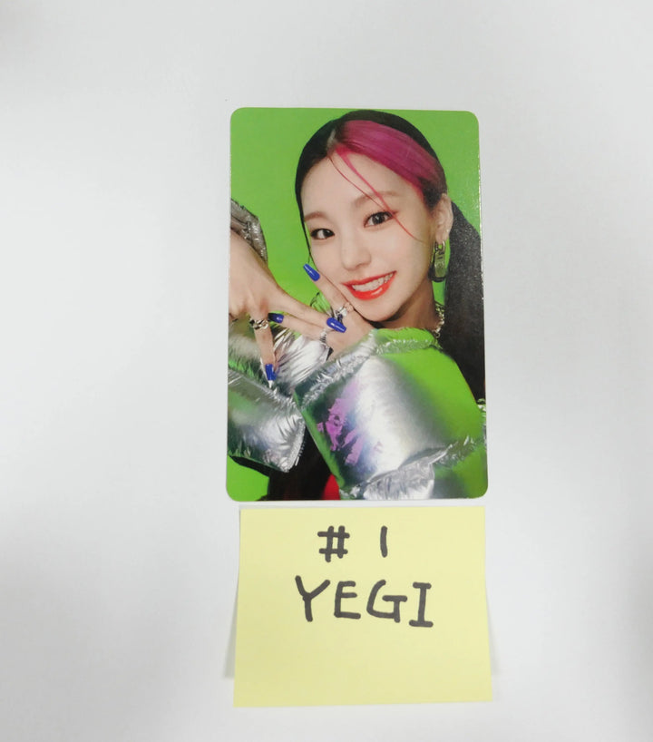 Itzy - No Bad Days- October (TRICK OR TREAT) - Pre-order Benefit Polaroid Photocard &amp; Official Photocard - HALLYUSUPERSTORE