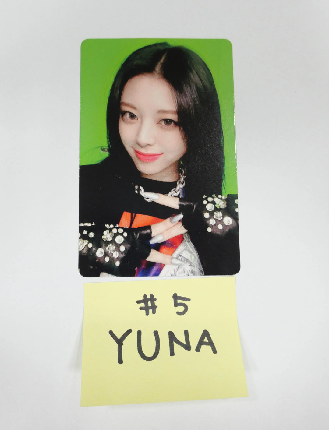 Itzy - No Bad Days- October (TRICK OR TREAT) - Pre-order Benefit Polaroid Photocard &amp; Official Photocard - HALLYUSUPERSTORE