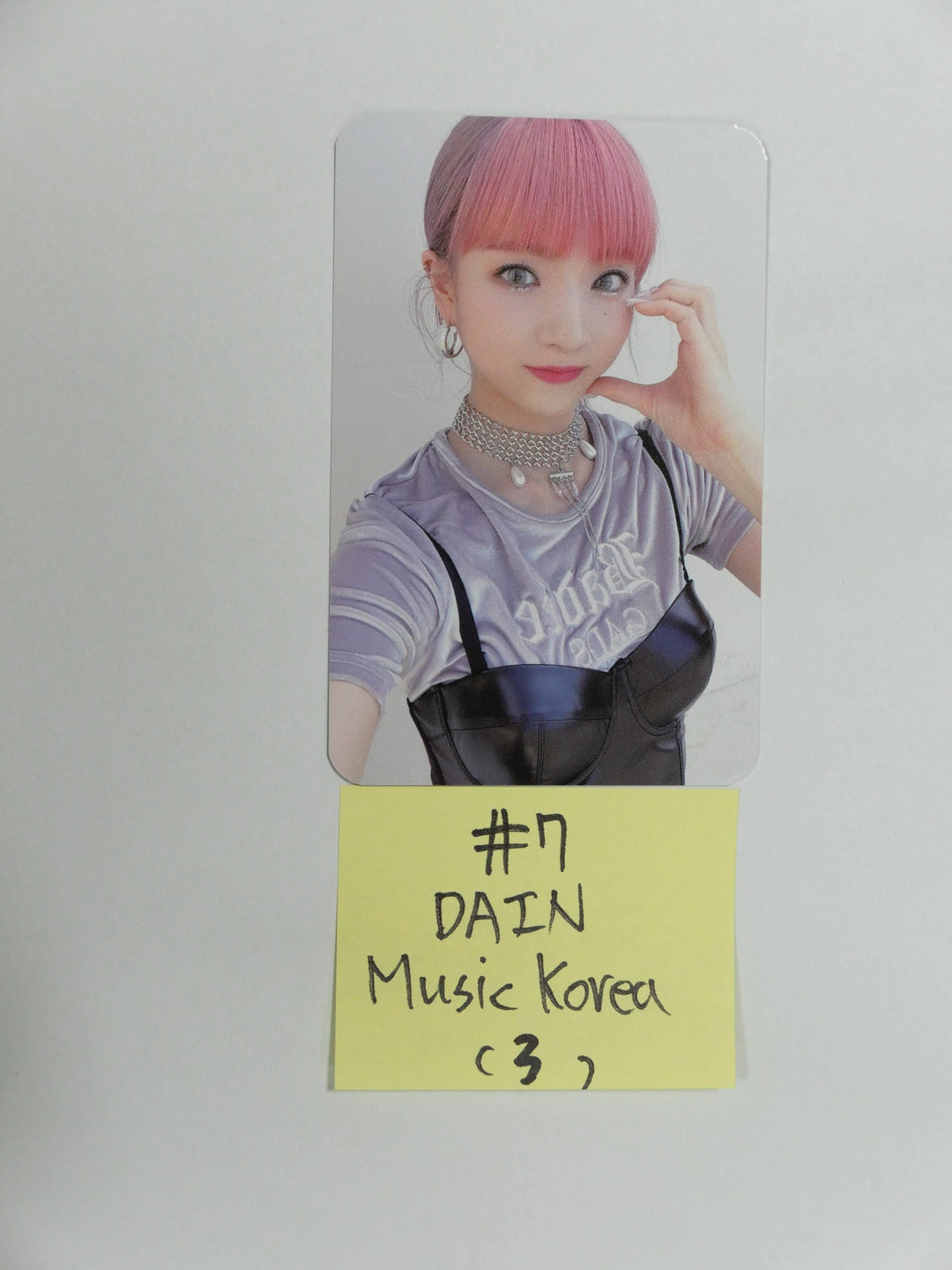 HOT ISSUE 1st Single Album &