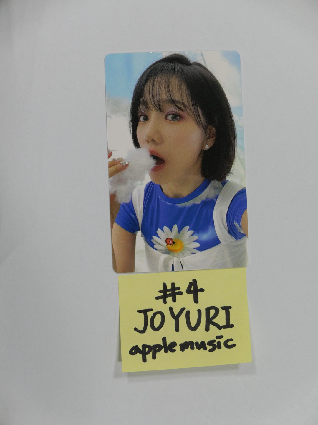 JO YURI (Of IZONE) &