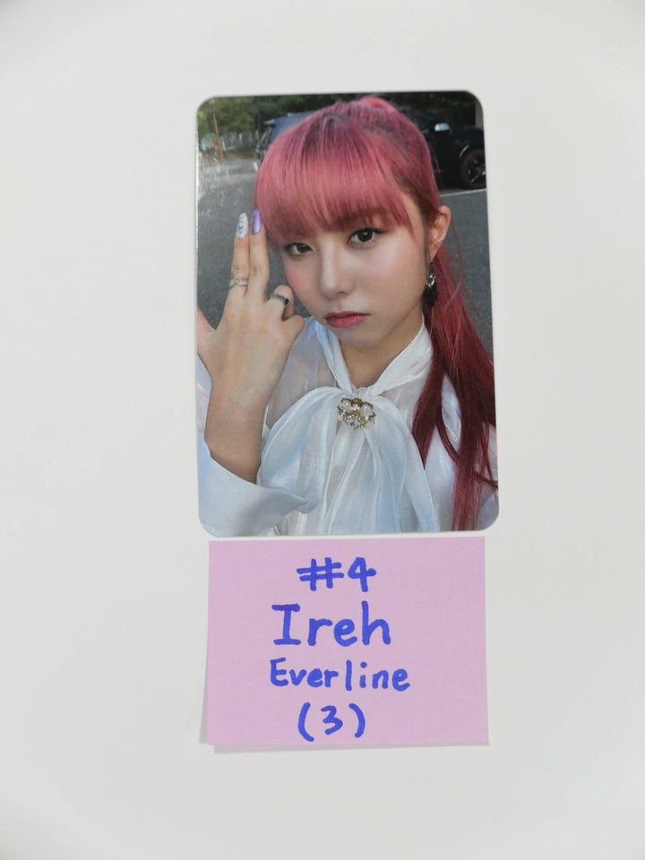 Purple Kiss &