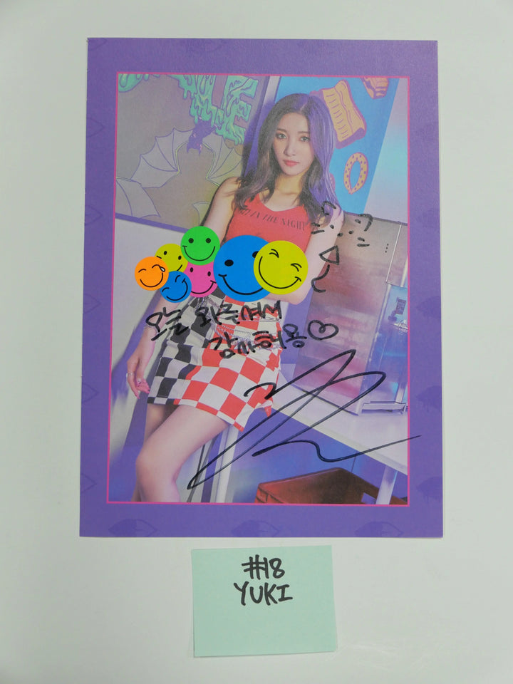 Purple Kiss &