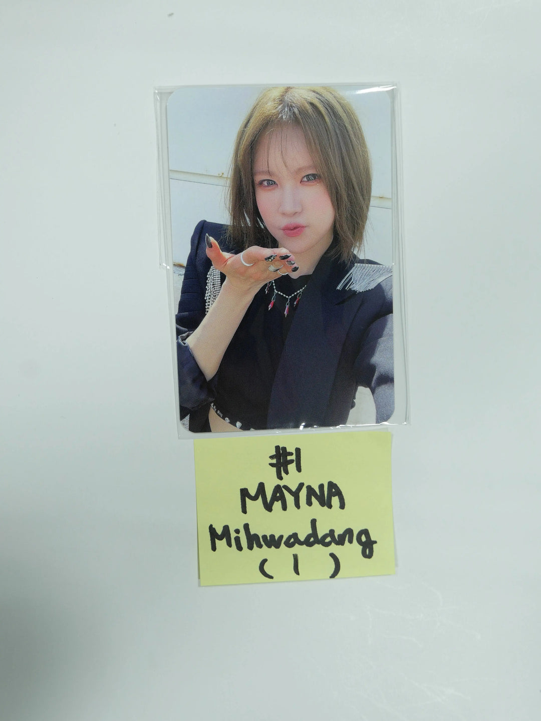 HOT ISSUE 1st Single Album &