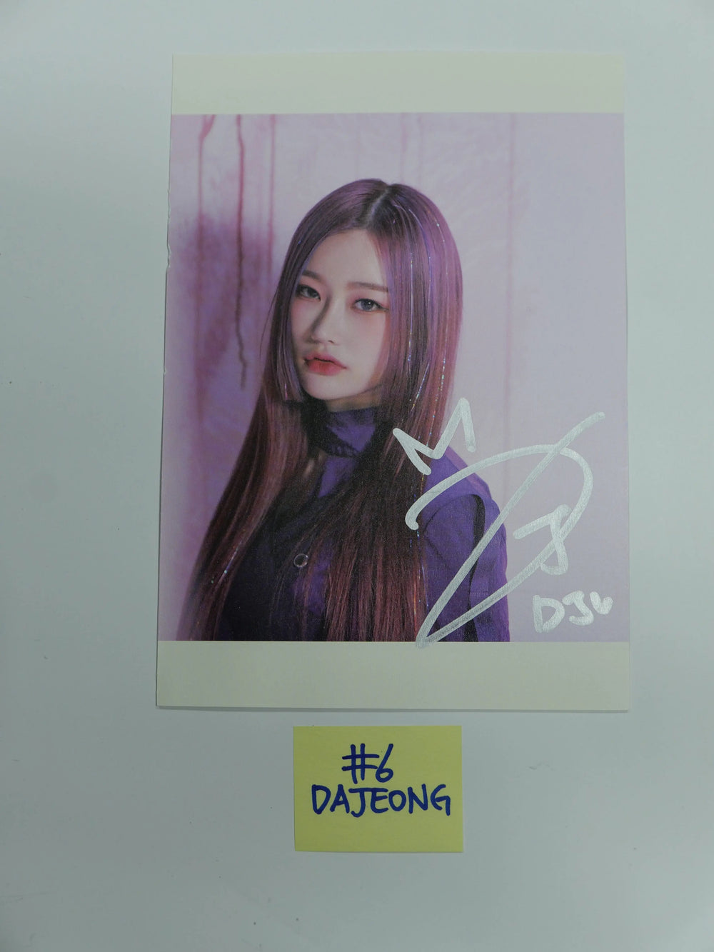 Purple Kiss 'HIDE & SEEK', Pixy 'Temptation'- A Cut Page From Fansign Event Albums - HALLYUSUPERSTORE