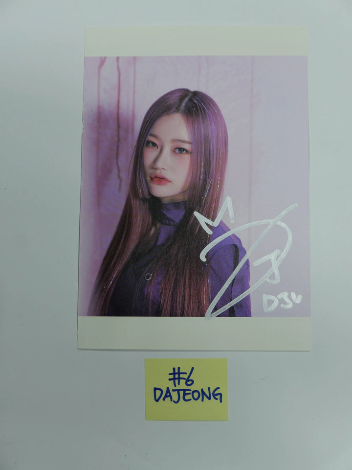 Purple Kiss &