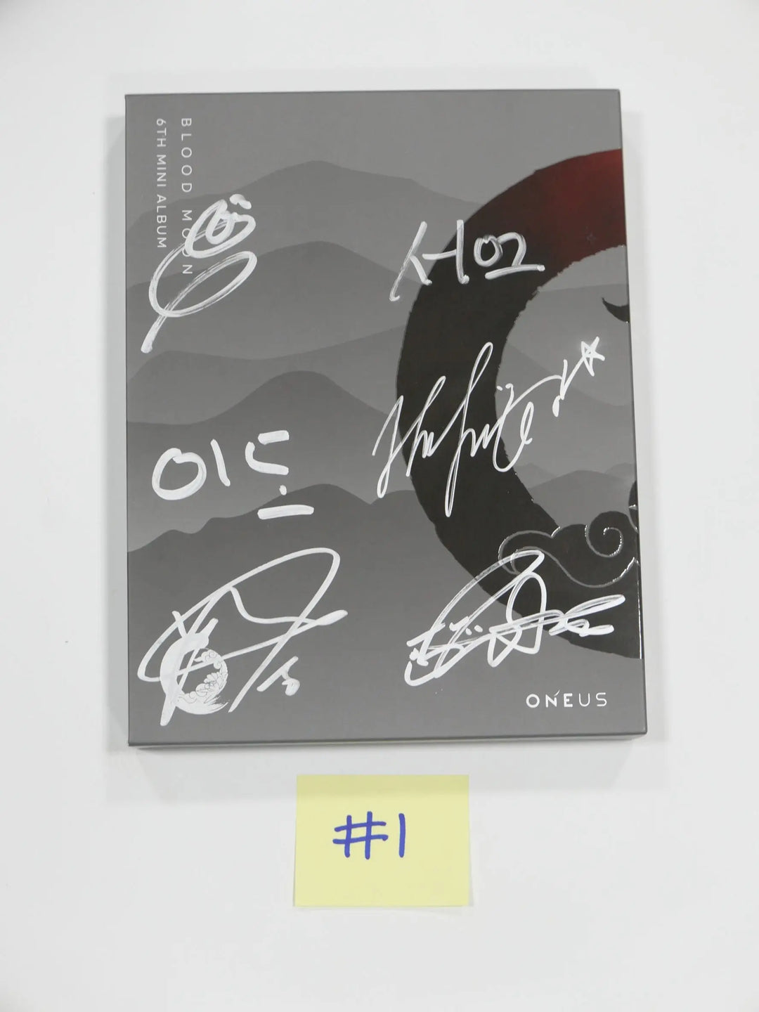 Oneus "BLOOD MOON" 6th Mini - Hand Autographed(Signed) Album - HALLYUSUPERSTORE