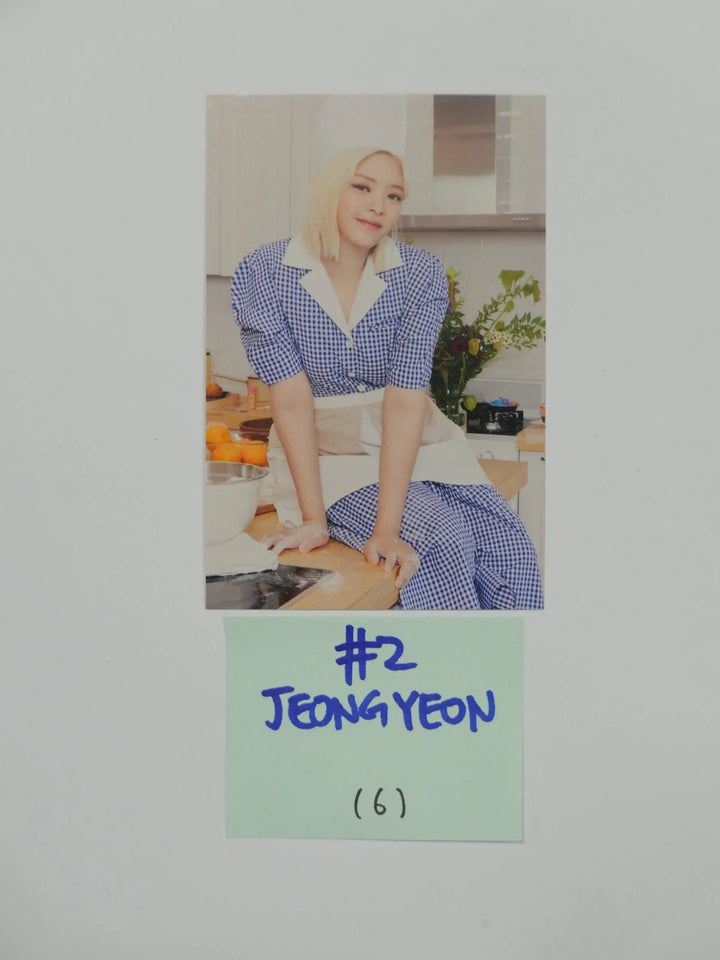 Happy TWICE &amp; ONCE day ! - Official Trading Card (1) - HALLYUSUPERSTORE