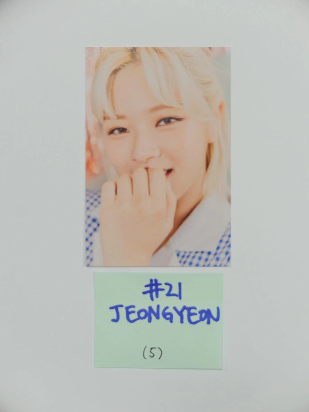 Happy TWICE &amp; ONCE day ! - Official Trading Card (1) - HALLYUSUPERSTORE