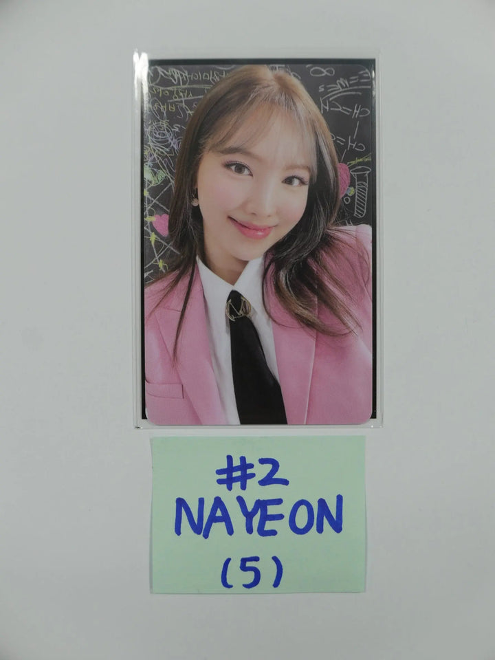 TWICE &
