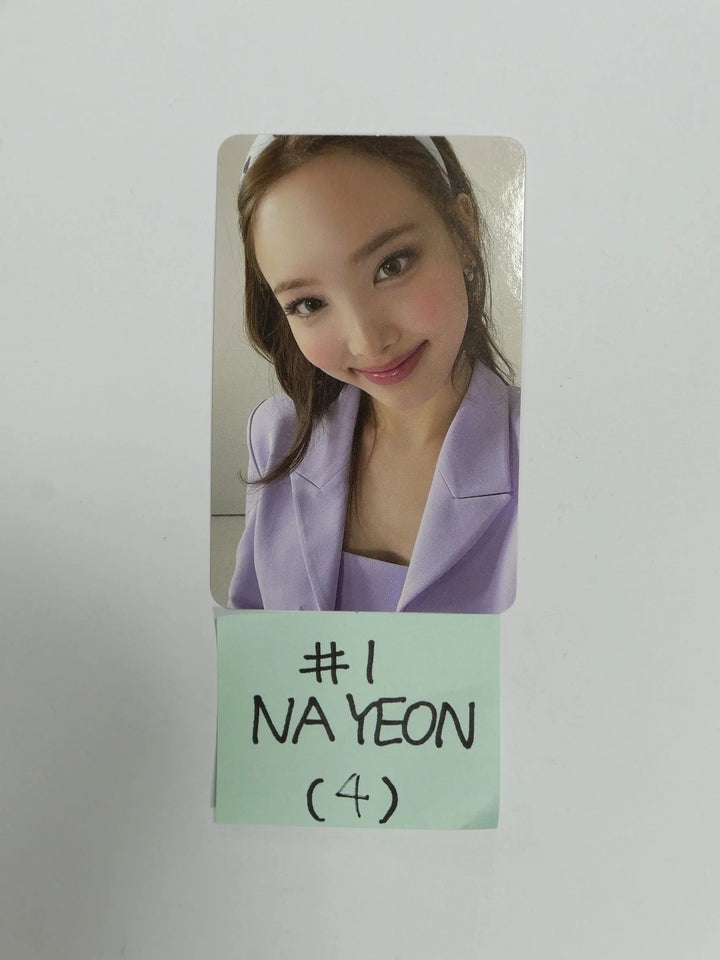 TWICE &