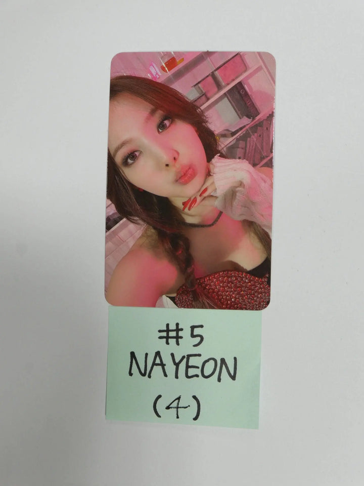TWICE &