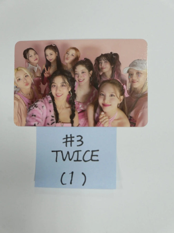 TWICE &