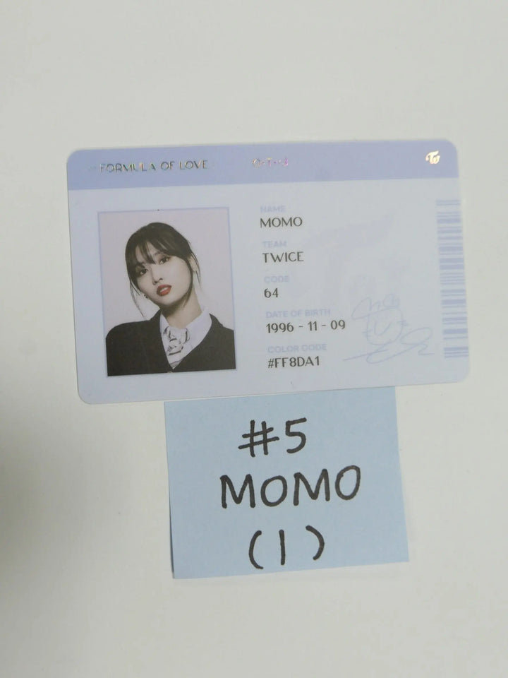 TWICE &