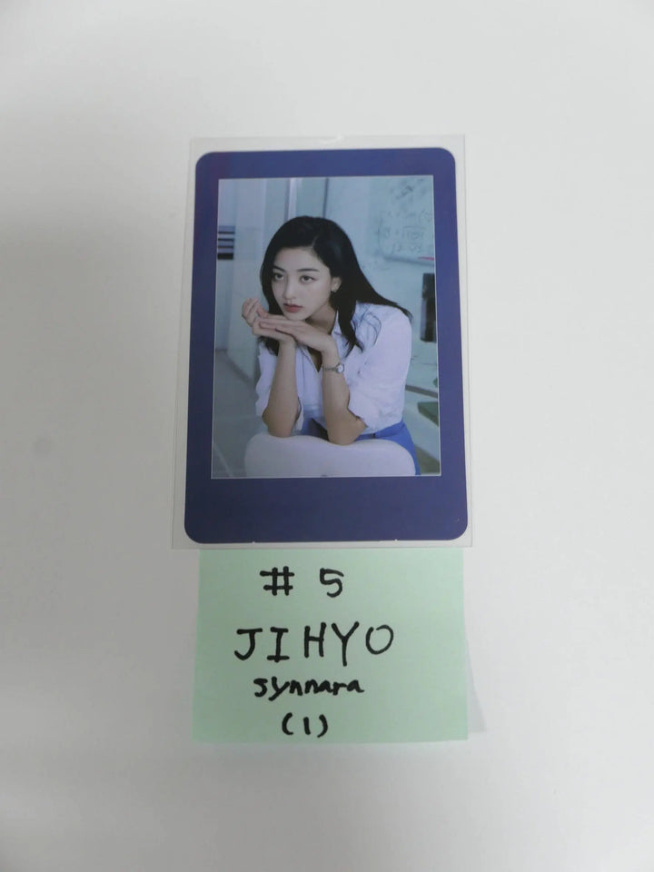 TWICE &