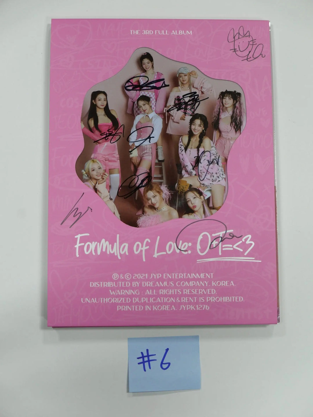 TWICE &