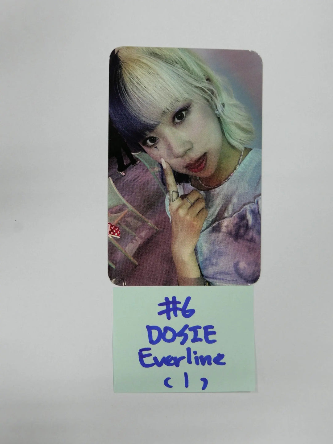 Purple Kiss &