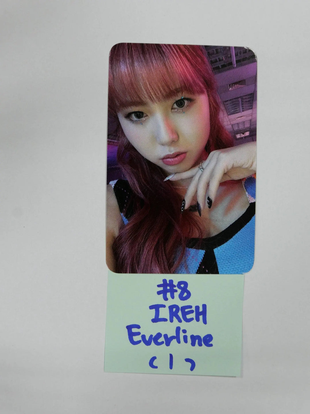 Purple Kiss &