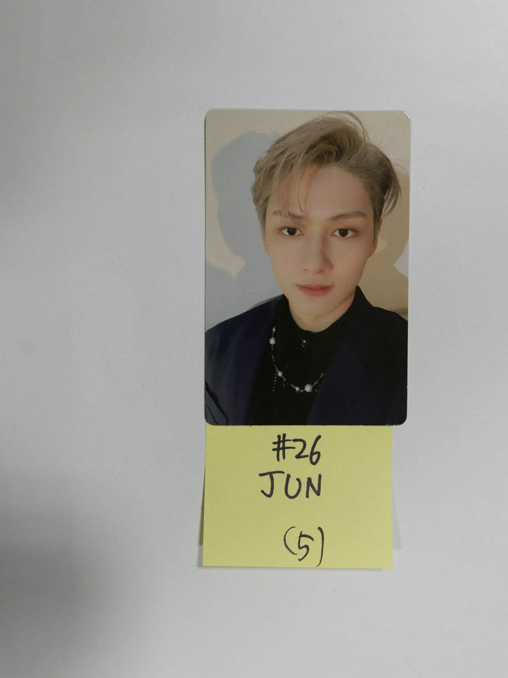 Seventeen &