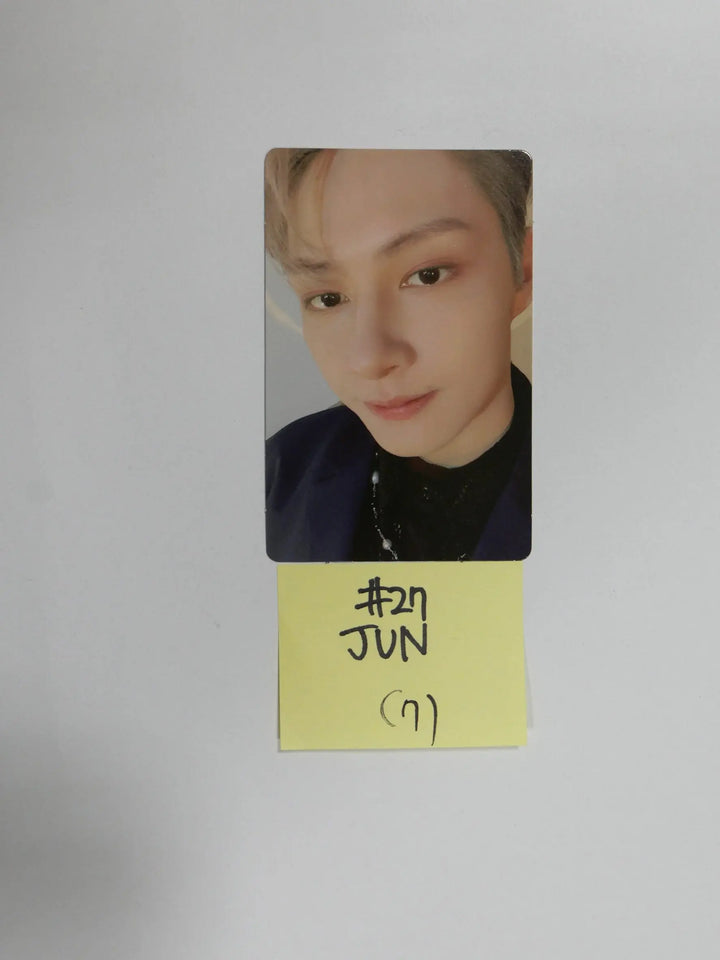 Seventeen &