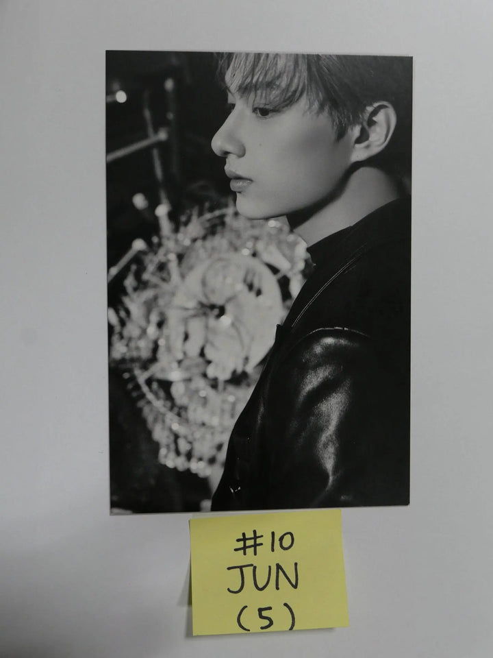 Seventeen &