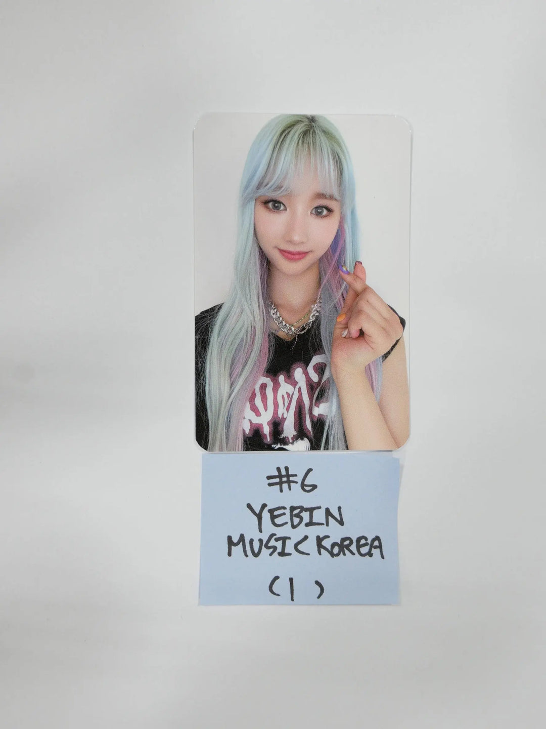 HOT ISSUE 1st Single Album &