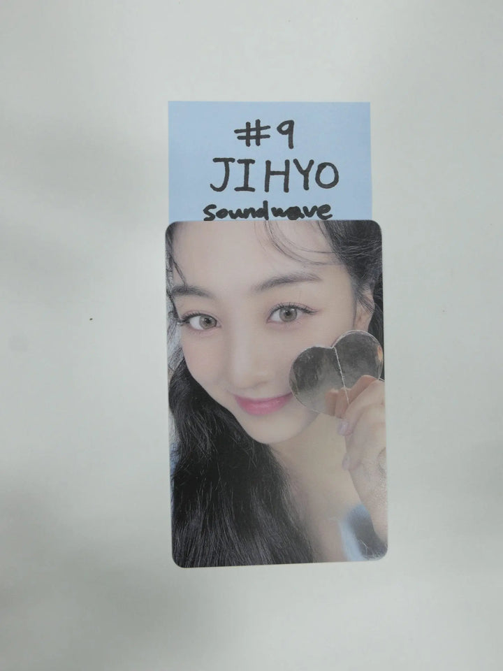 TWICE &