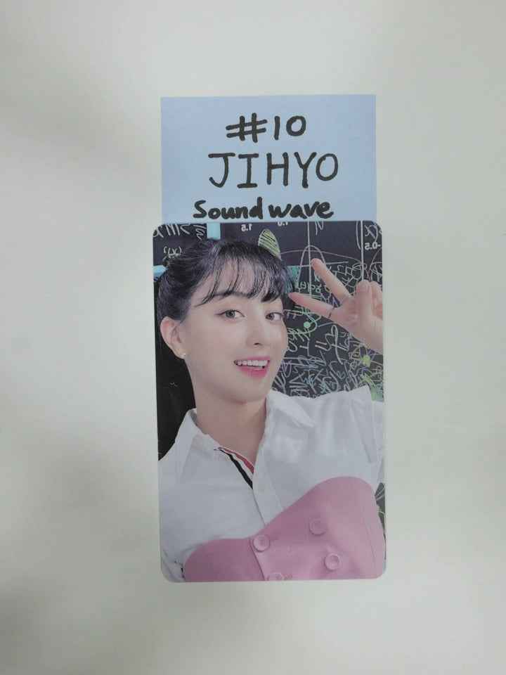 TWICE &