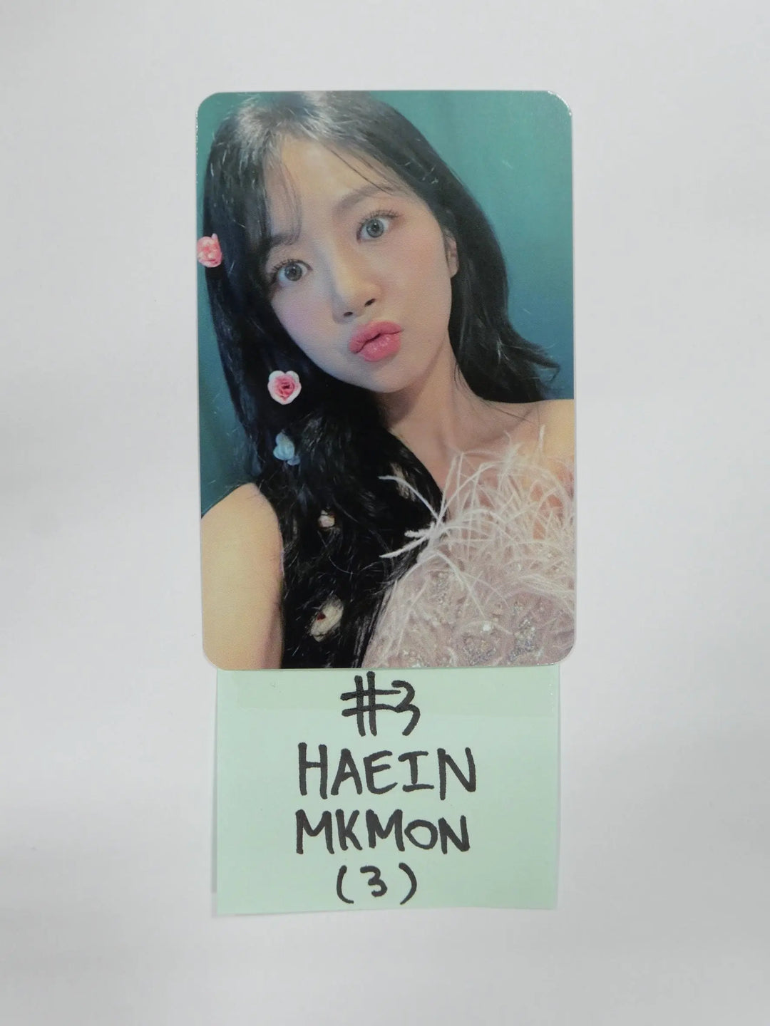 Laboum ‘Blossom’- Mkmon Fansign Event Photocard - HALLYUSUPERSTORE