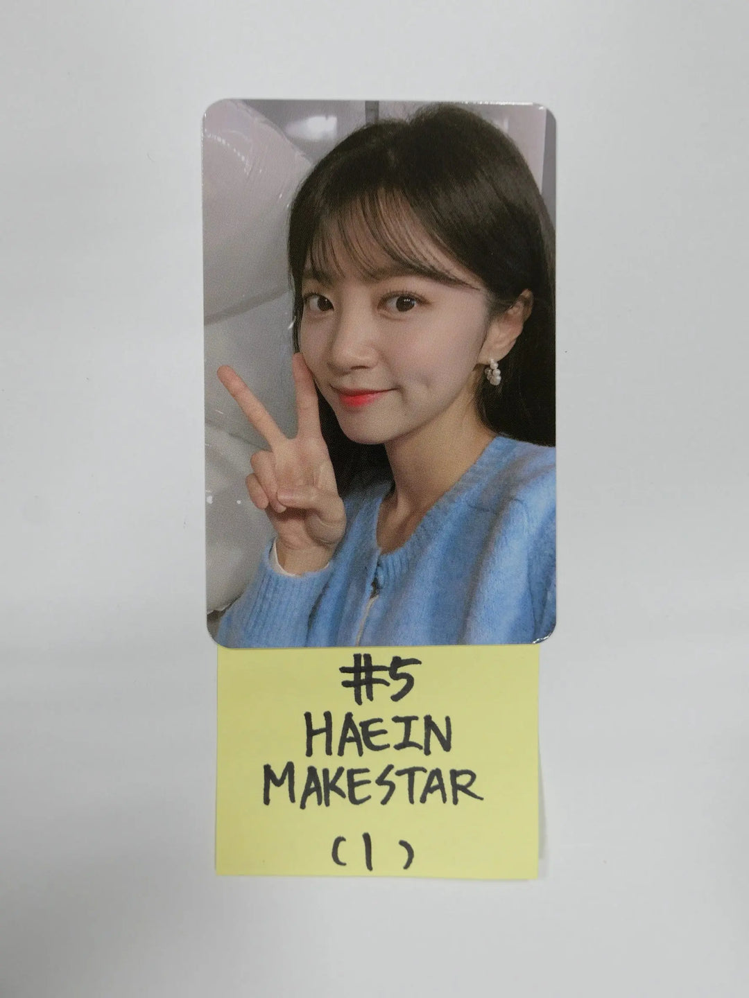 Laboum ‘Blossom’- Makestar Fansign Event Photocard Round 2 - HALLYUSUPERSTORE