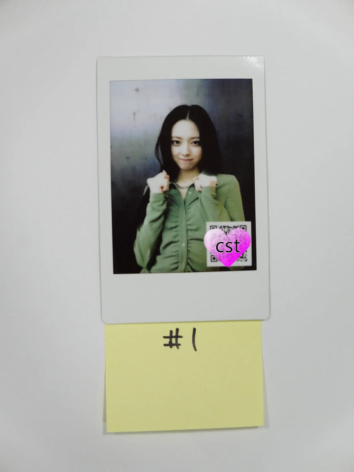 ITZY ‘CRAZY IN LOVE’ – Fansign Event Yuna Voice Polaroid - HALLYUSUPERSTORE
