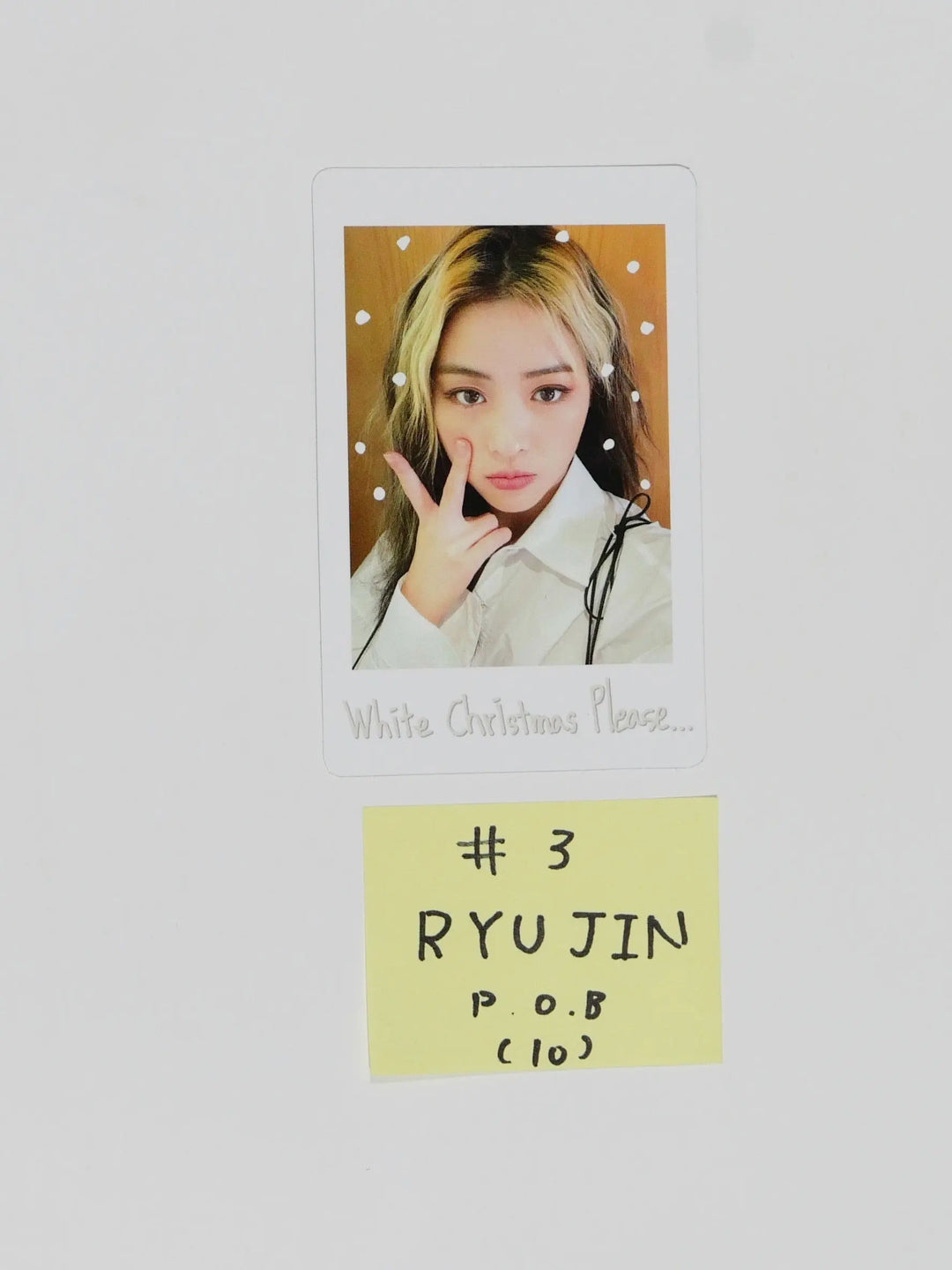 Itzy – No Bad Days DECEMBER <Let IT Snow> - Pre-order Benefit Polaroid Photocard &amp; Official Photocard - HALLYUSUPERSTORE