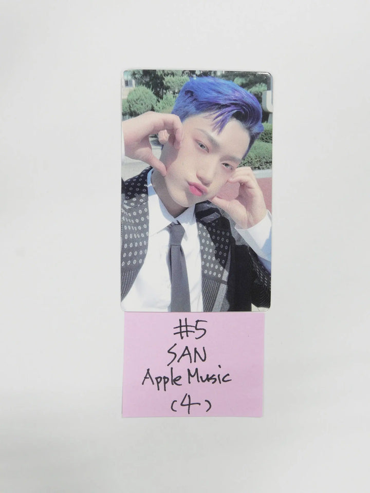 Ateez &