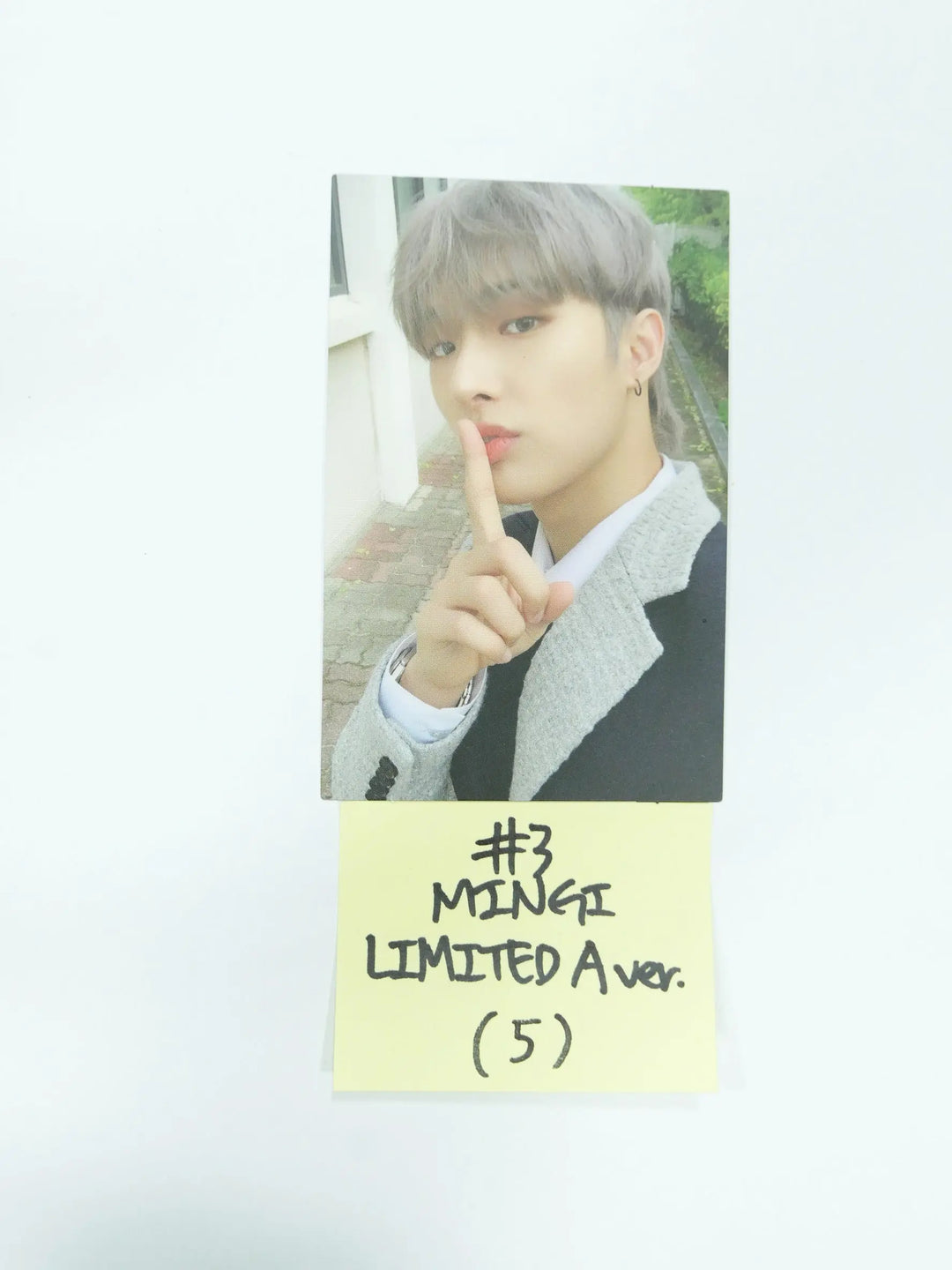 Ateez &