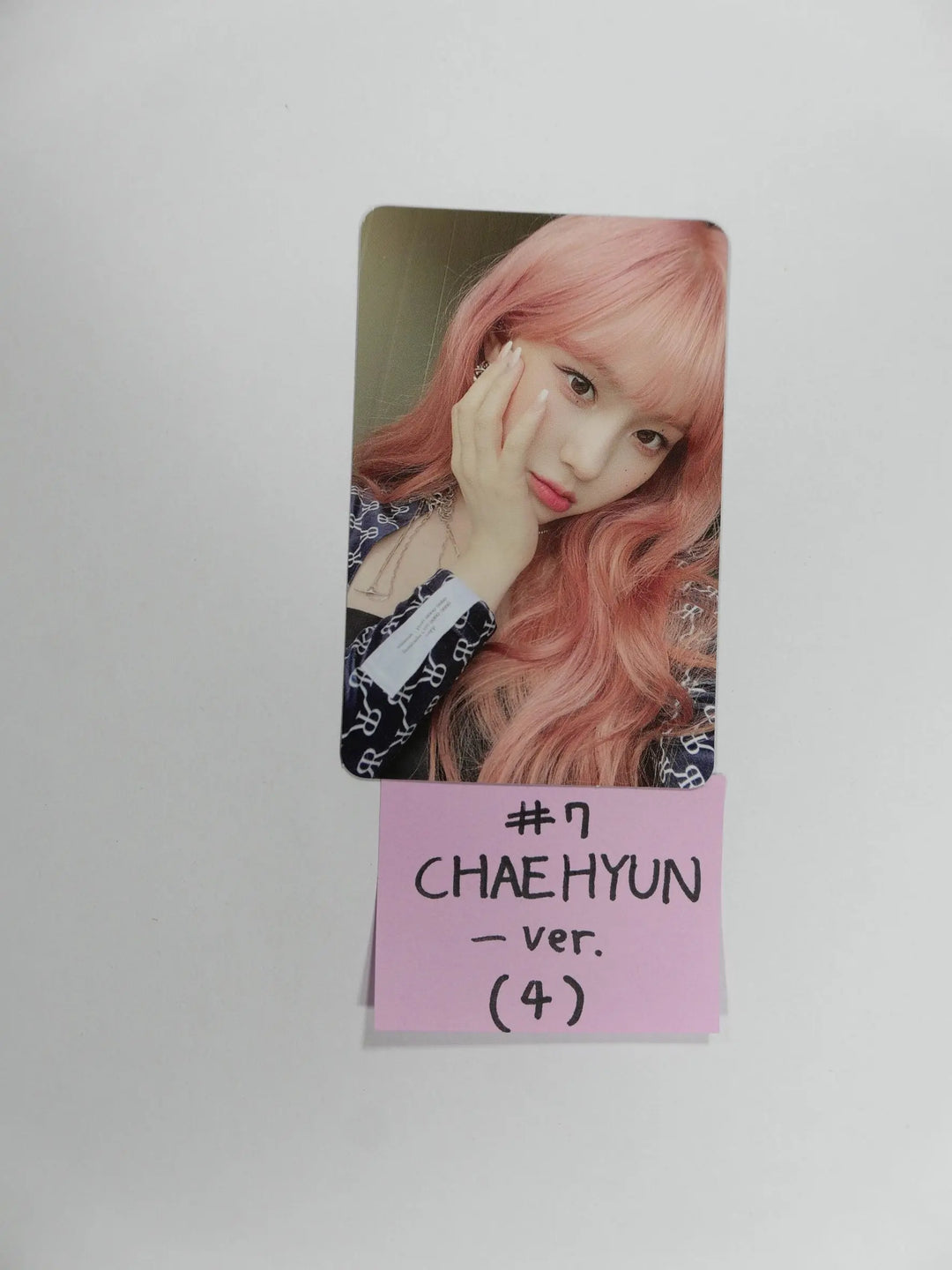Kep1er "FIRST IMPACT" 1st - Official Photocard (Connect - Ver.) [Updated 1/10] - HALLYUSUPERSTORE