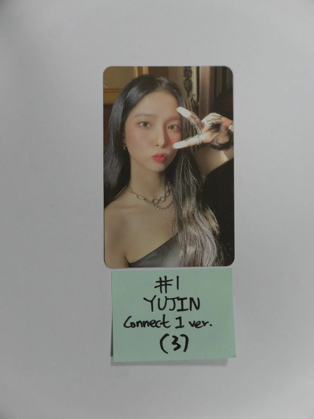 Kep1er "FIRST IMPACT" 1st - Official Photocard (Connect 1 Ver.) [Updated 1/10] - HALLYUSUPERSTORE