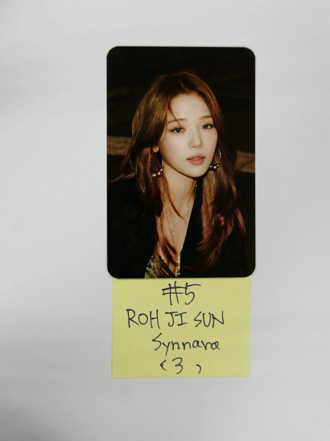 Fromis_9 "Midnight Guest" - Synnara Pre-Order Benefit Photocard - HALLYUSUPERSTORE