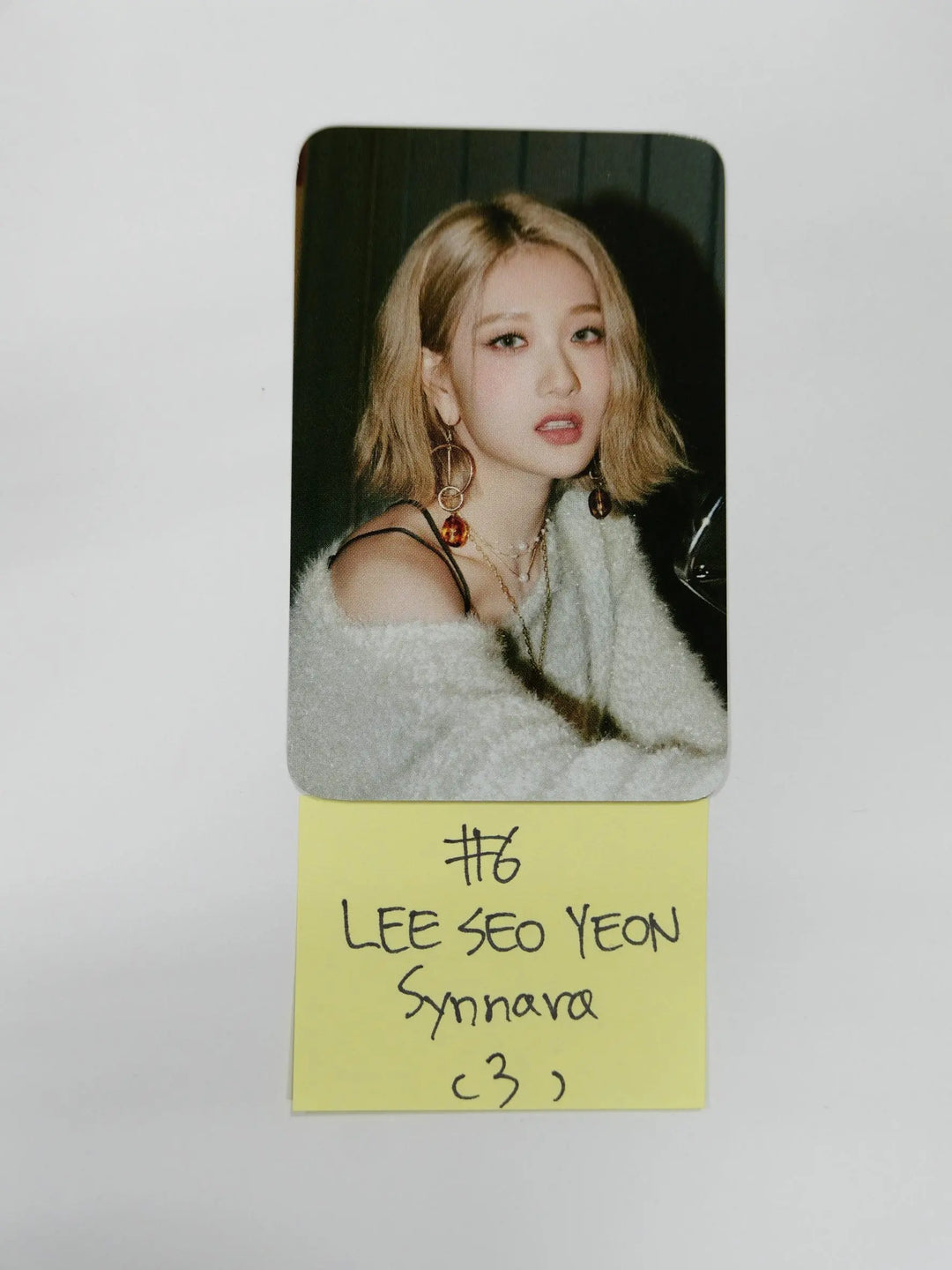 Fromis_9 "Midnight Guest" - Synnara Pre-Order Benefit Photocard - HALLYUSUPERSTORE