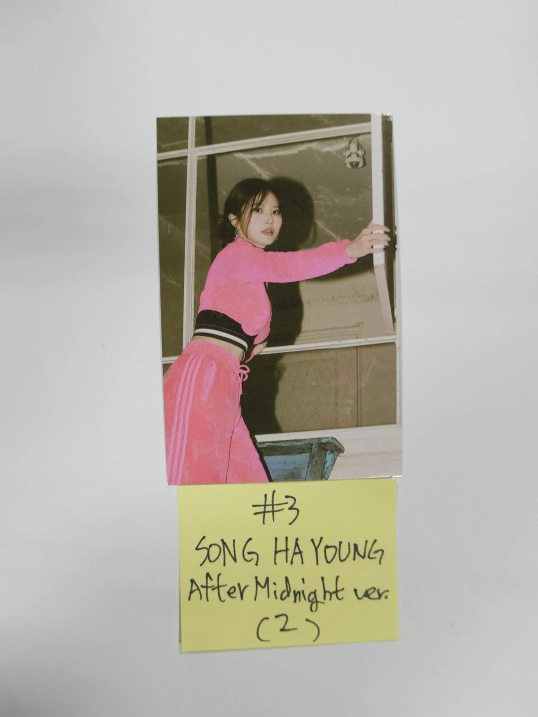 Fromis_9 "Midnight Guest" - Official Photocard [After Midnight Ver] (Updated 2/21) - HALLYUSUPERSTORE
