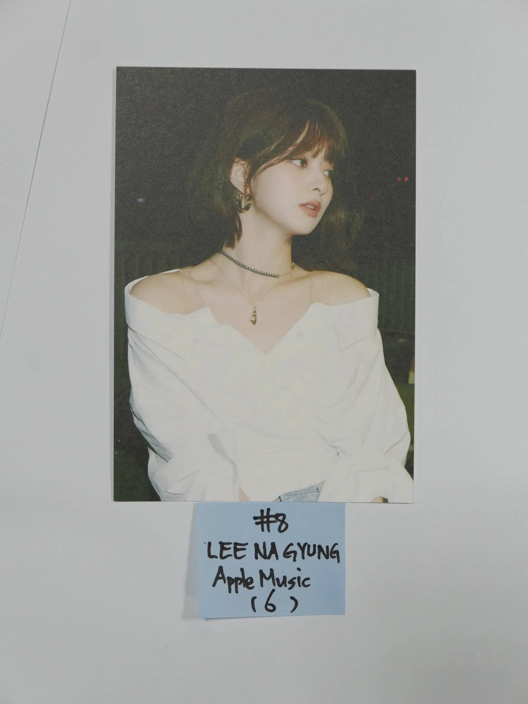 Fromis_9 "Midnight Guest" - Apple Music Pre-Order Benefit Photo - HALLYUSUPERSTORE