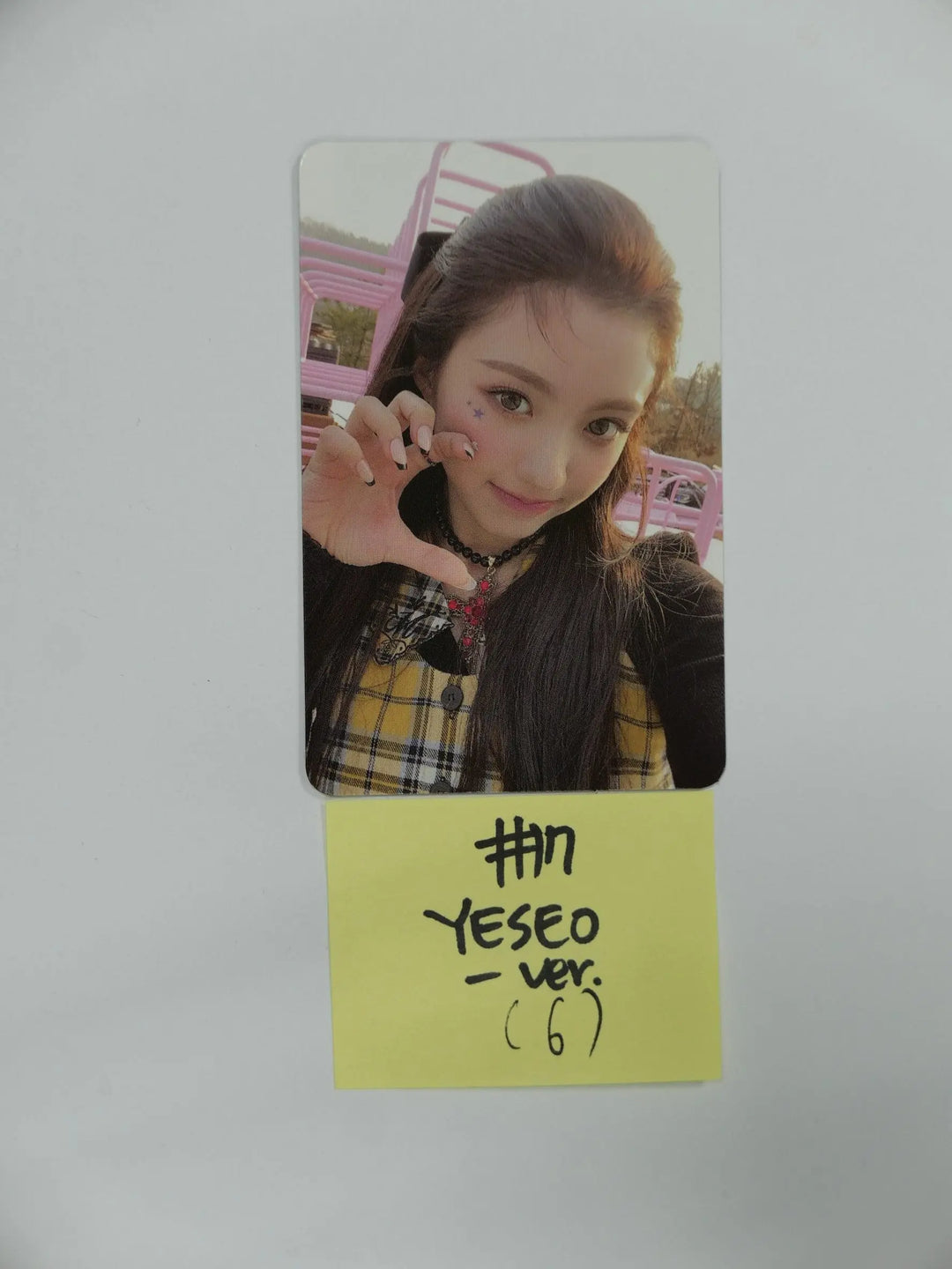 Kep1er "FIRST IMPACT" 1st - Official Photocard (Connect - Ver.) [Updated 1/20] - HALLYUSUPERSTORE