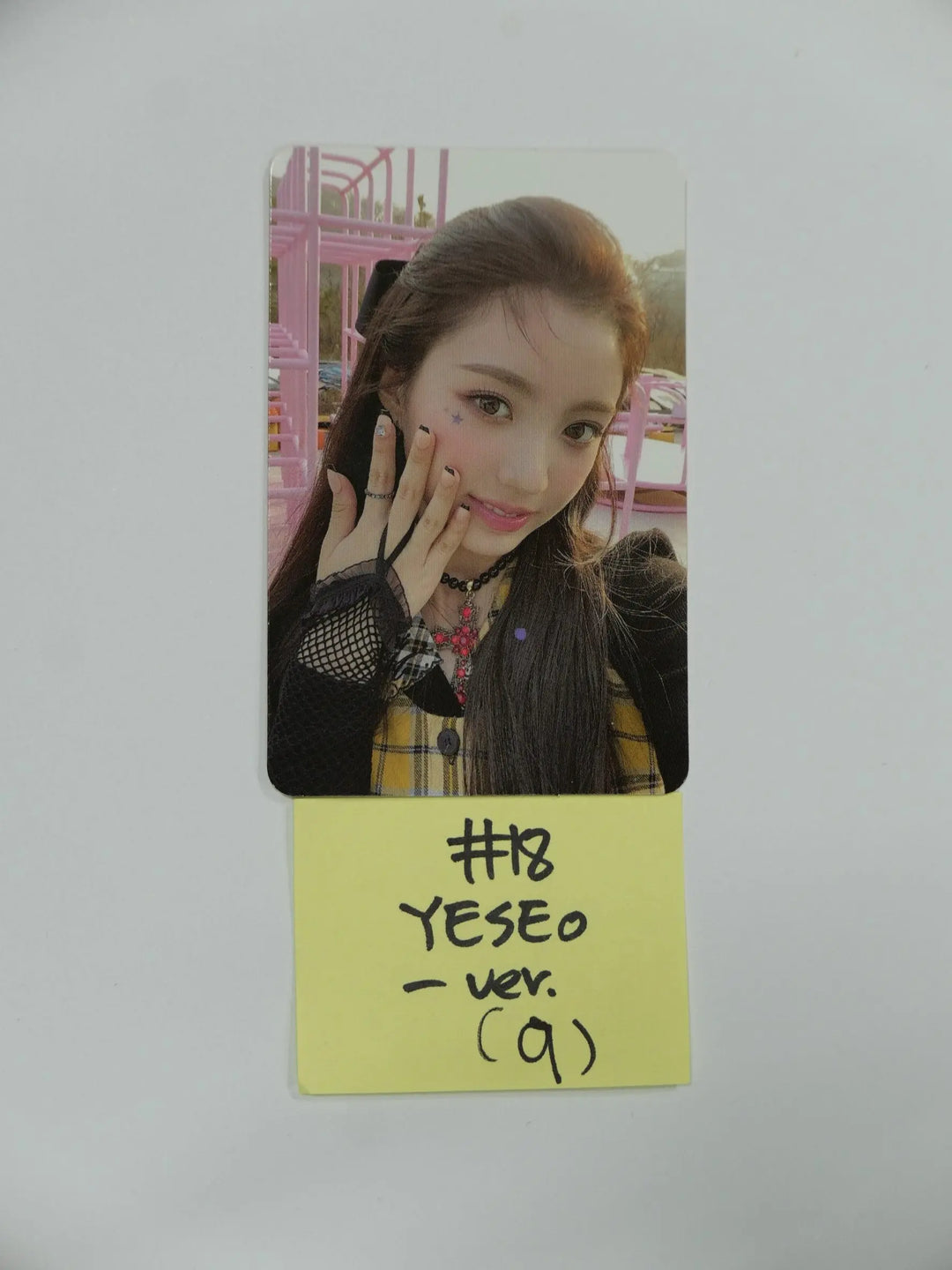 Kep1er "FIRST IMPACT" 1st - Official Photocard (Connect - Ver.) [Updated 1/20] - HALLYUSUPERSTORE