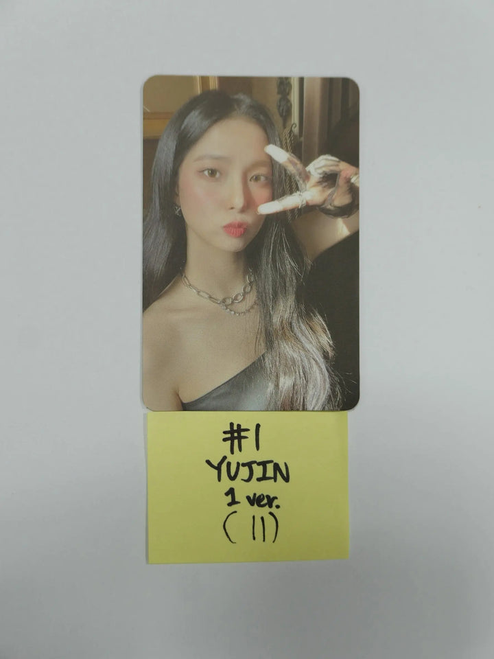 Kep1er "FIRST IMPACT" 1st - Official Photocard (Connect 1 Ver.) [Updated 1/20] - HALLYUSUPERSTORE