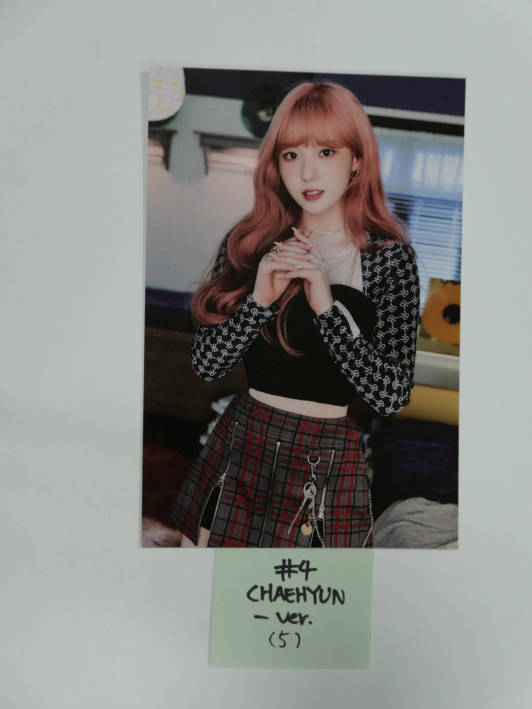 Kep1er "FIRST IMPACT" 1st - Official Postcard [Updated 1/20] - HALLYUSUPERSTORE
