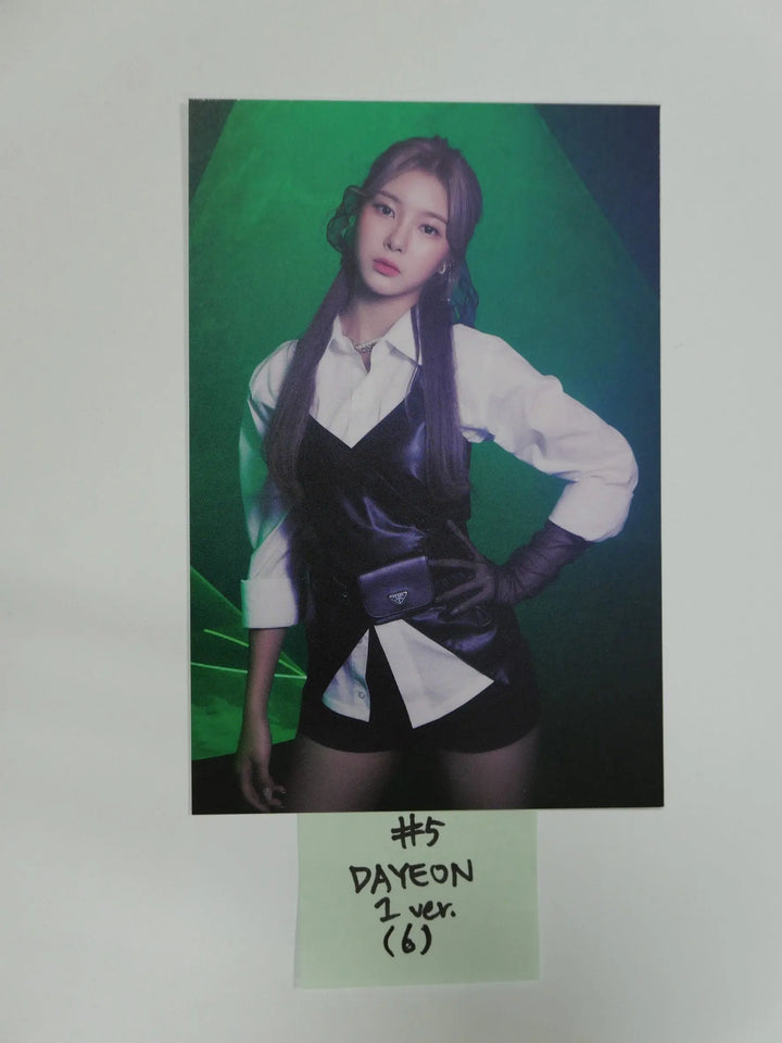 Kep1er "FIRST IMPACT" 1st - Official Postcard [Updated 1/20] - HALLYUSUPERSTORE