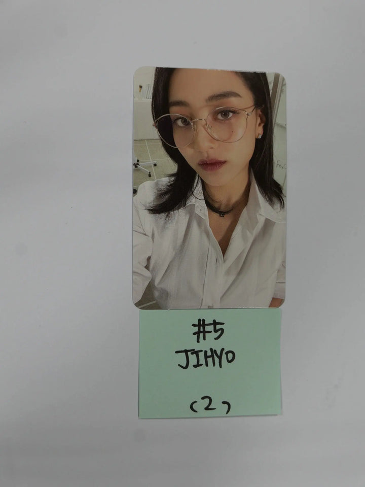 TWICE &