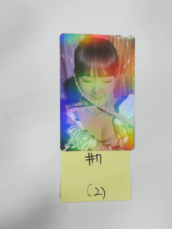 YENA "ˣ‿ˣ (SMiLEY)" - Official Photocard [HERO Ver] - HALLYUSUPERSTORE