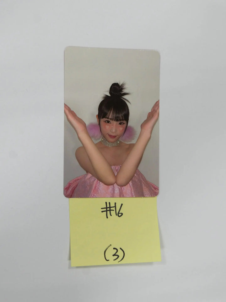 YENA "ˣ‿ˣ (SMiLEY)" - Official Photocard [HERO Ver] - HALLYUSUPERSTORE