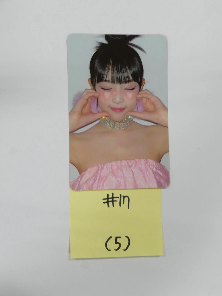 YENA "ˣ‿ˣ (SMiLEY)" - Official Photocard [HERO Ver] - HALLYUSUPERSTORE